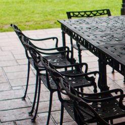 Juego Sutra, mesa y 8 sillas